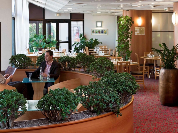Imagen del bar/restaurante del Hotel Ibis Montpellier Sud. Foto 5