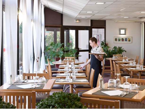 Imagen del bar/restaurante del Hotel Ibis Montpellier Sud. Foto 6