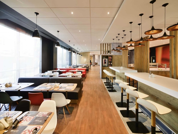 Imagen del bar/restaurante del Hotel Ibis Moscow Dynamo. Foto 6