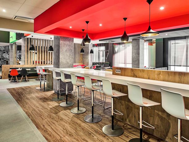 Imagen del bar/restaurante del Hotel Ibis Moscow Kievskaya. Foto 9