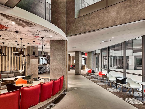 Imagen del bar/restaurante del Hotel Ibis Moscow Kievskaya. Foto 11