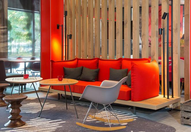 Imagen de los interiores del Hotel Ibis Muenchen Airport Sued. Foto 8