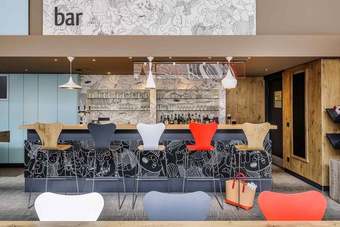 Imagen del bar/restaurante del Hotel Ibis Muenster City. Foto 5