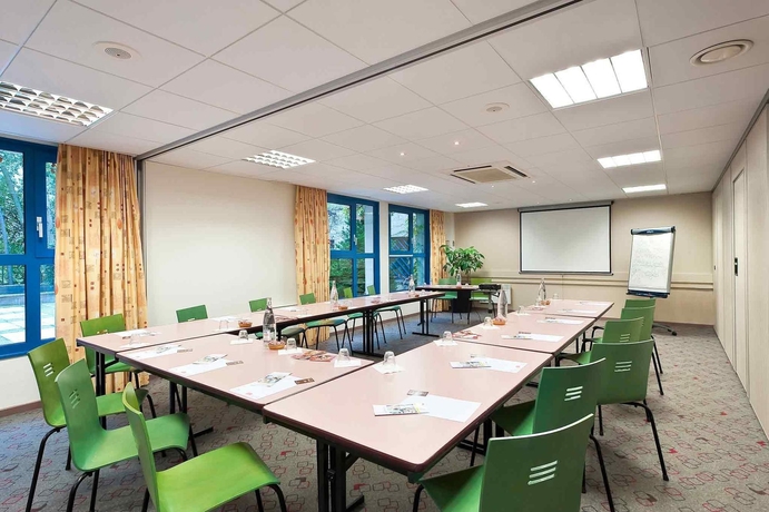 Imagen de los interiores del Hotel Ibis Mulhouse Centre Filature. Foto 13