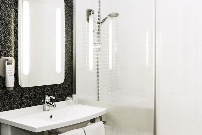 Imagen de la habitación del Hotel Ibis Mulhouse Ile Napoléon. Foto 16