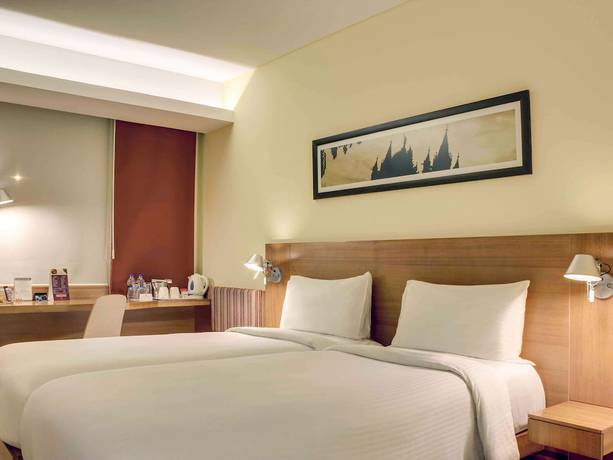 Imagen de la habitación del Hotel Ibis Mumbai Airport. Foto 15