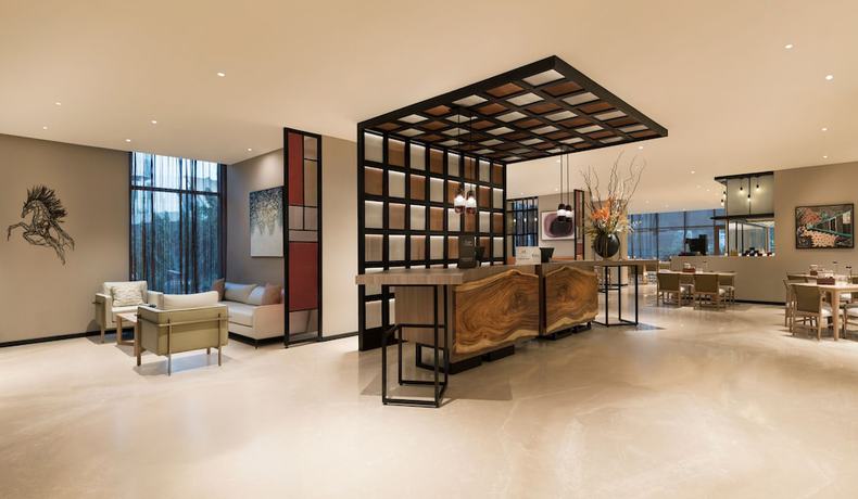 Imagen de los interiores del Hotel Ibis Mumbai Bkc. Foto 13