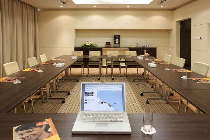 Imagen de los interiores del Hotel Ibis Muscat. Foto 10