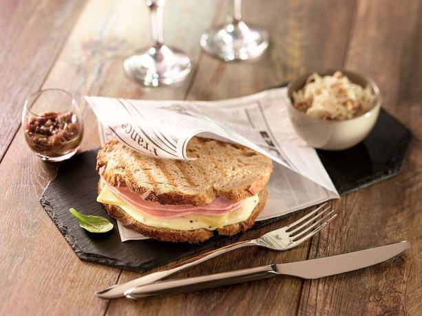 Imagen del bar/restaurante del Hotel Ibis Nancy Brabois. Foto 7