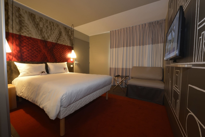 Imagen de la habitación del Hotel Ibis Nanterre la Défense. Foto 11