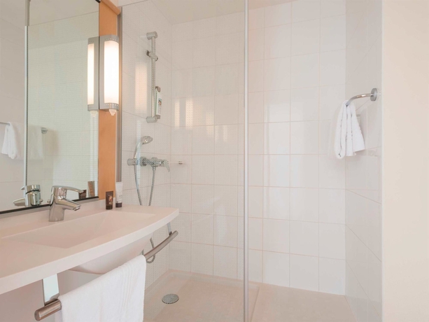 Imagen de la habitación del Hotel Ibis Nantes Centre Gare Sud. Foto 9