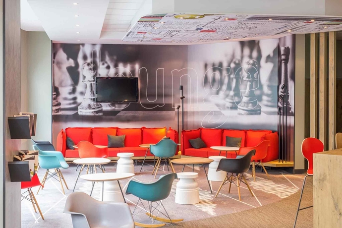 Imagen del bar/restaurante del Hotel Ibis Nantes Centre Tour Bretagne. Foto 6