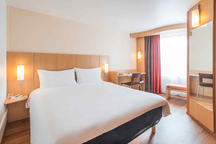 Imagen de la habitación del Hotel Ibis Nantes Centre Tour Bretagne. Foto 10