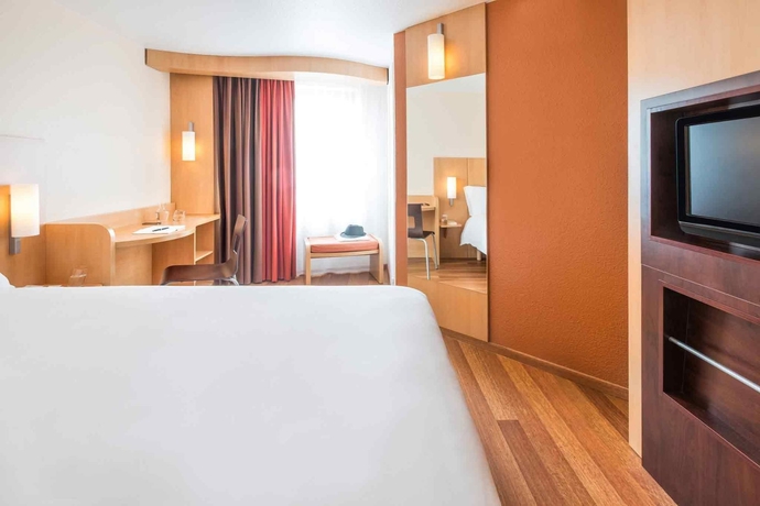 Imagen de la habitación del Hotel Ibis Nantes Centre Tour Bretagne. Foto 13