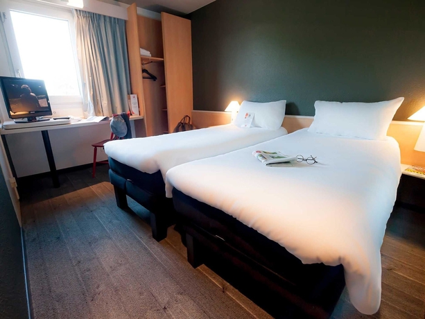 Imagen de la habitación del Hotel Ibis Nantes La Beaujoire Parc Expo. Foto 8