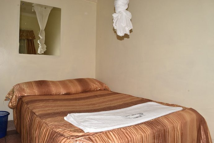 Imagen de la habitación del Hotel Ibis Nanyuki. Foto 5