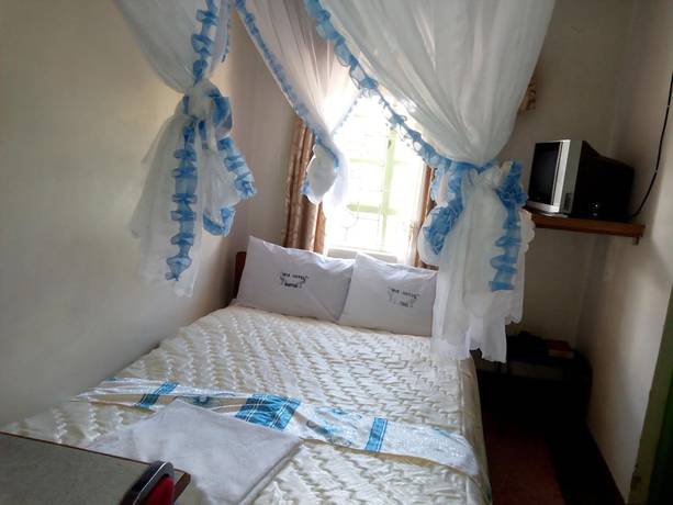 Imagen de la habitación del Hotel Ibis Nanyuki. Foto 10