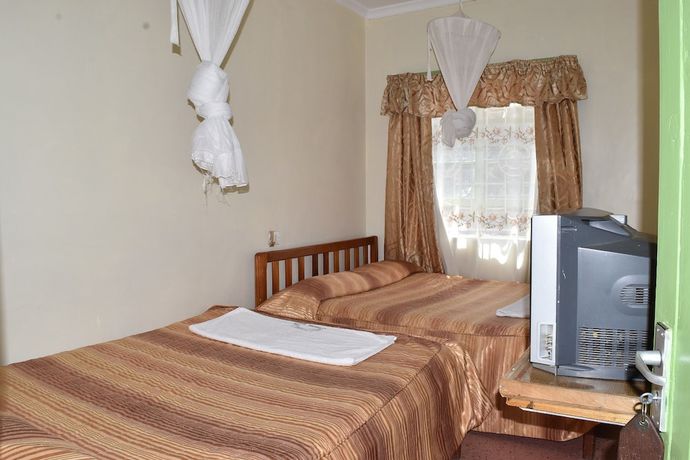 Imagen de la habitación del Hotel Ibis Nanyuki. Foto 13
