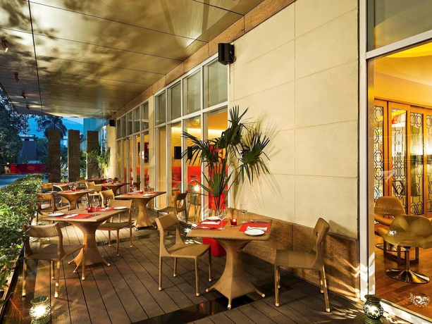 Imagen del bar/restaurante del Hotel Ibis Navi Mumbai. Foto 8