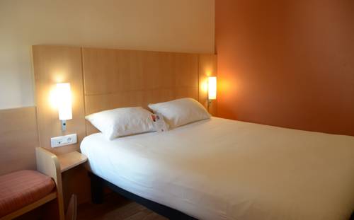 Imagen de la habitación del Hotel Ibis Nevers. Foto 6