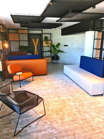 Imagen del bar/restaurante del Hotel Ibis Nice Aéroport Promenade Des Anglais. Foto 10