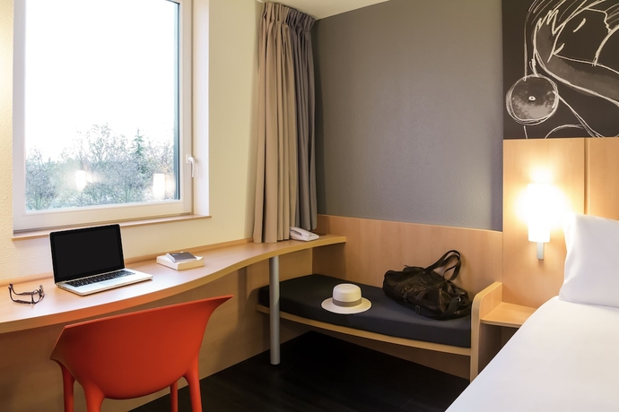 Imagen de la habitación del Hotel Ibis Nimes Ouest. Foto 13