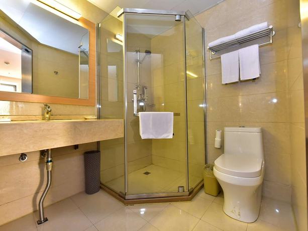 Imagen general del Hotel Ibis Ningbo Tianyi Square. Foto 1