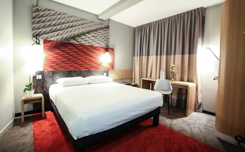 Imagen de la habitación del Hotel Ibis Niort Est Mendes France. Foto 3