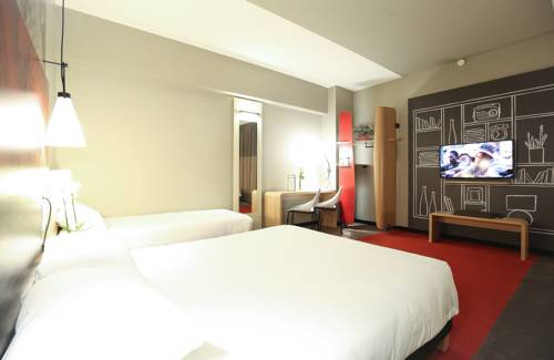 Imagen de la habitación del Hotel Ibis Niort Est Mendes France. Foto 5