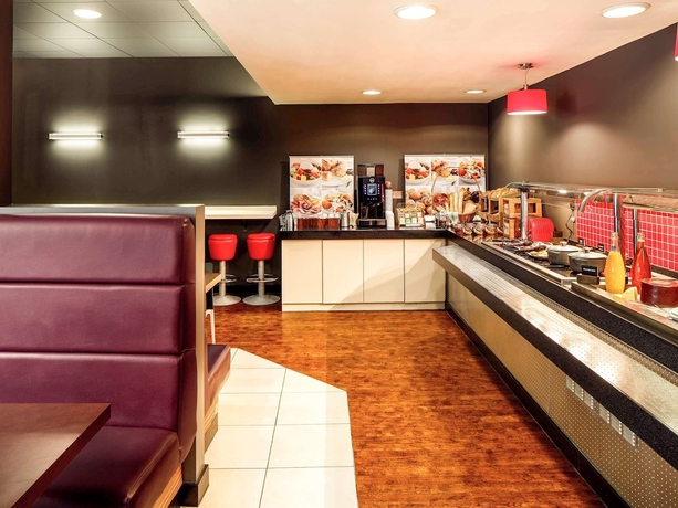 Imagen del bar/restaurante del Hotel Ibis Nottingham Centre. Foto 4