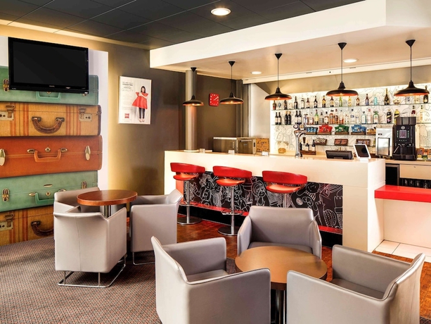 Imagen del bar/restaurante del Hotel Ibis Nottingham Centre. Foto 8