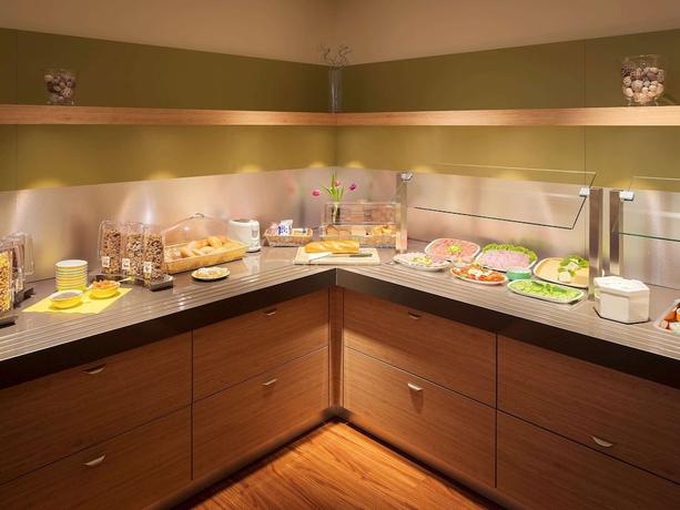 Imagen del bar/restaurante del Hotel Ibis Nuernberg Altstadt. Foto 6