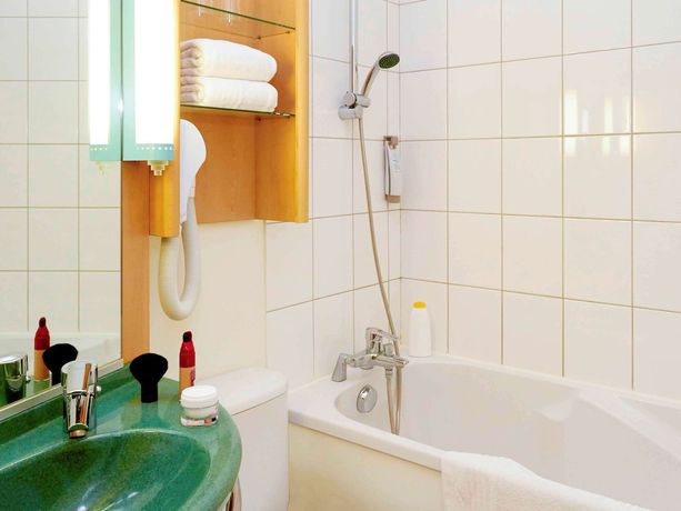 Imagen de la habitación del Hotel Ibis Nuits Saint Georges. Foto 14