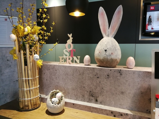 Imagen de los interiores del Hotel Ibis Nürnberg Hauptbahnhof. Foto 19