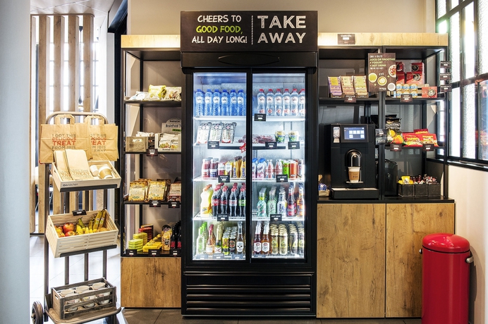 Imagen del bar/restaurante del Hotel Ibis Off Grand Place. Foto 3