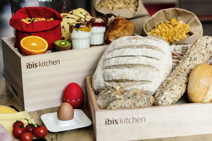 Imagen del bar/restaurante del Hotel Ibis Off Grand Place. Foto 10