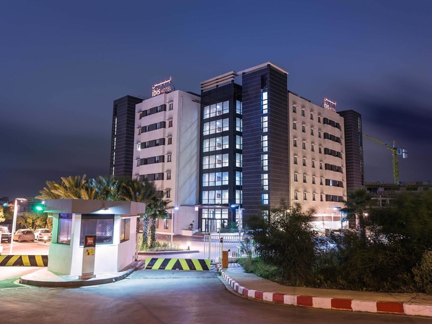 Imagen general del Hotel Ibis Oran Les Falaises. Foto 2