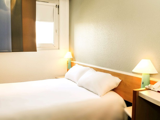 Imagen de la habitación del Hotel Ibis Orange Centre &Eacute;changeur A7 A9, Orange. Foto 12