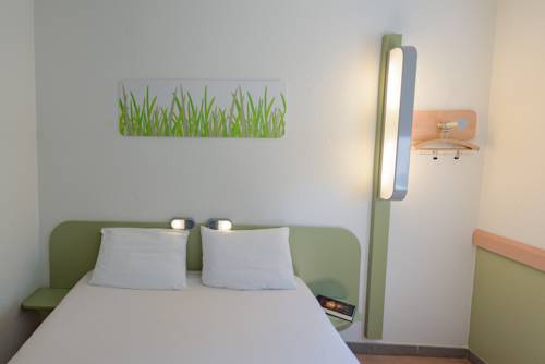 Imagen de la habitación del Hotel Ibis Orange Centre Echangeur A7 A9, Orange. Foto 8