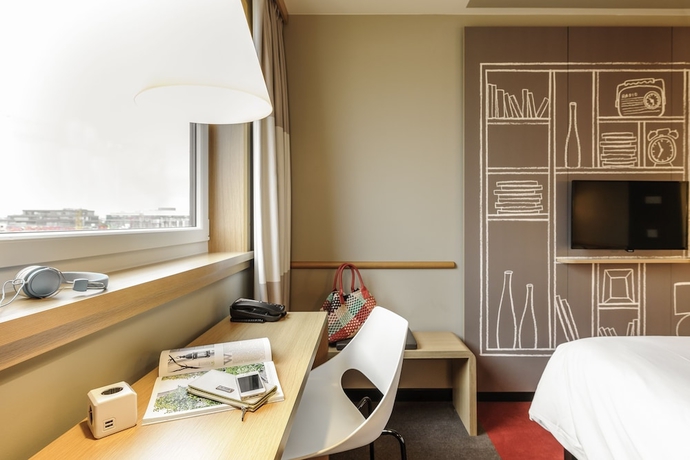 Imagen de la habitación del Hotel Ibis Orléans Centre Gare. Foto 5
