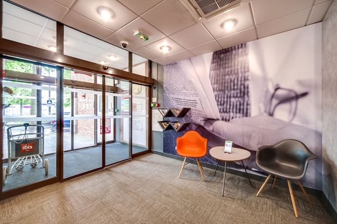 Imagen de los interiores del Hotel Ibis Orléans Centre Gare. Foto 19