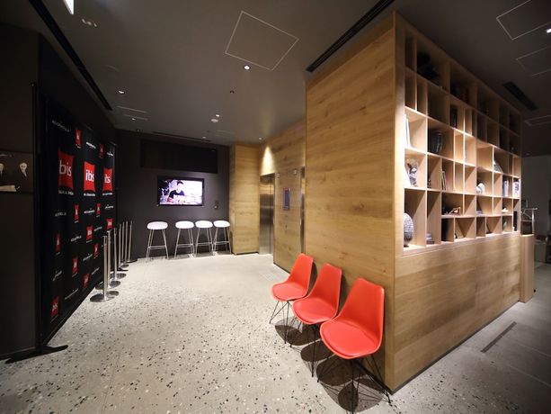 Imagen de los interiores del Hotel Ibis Osaka Umeda. Foto 20