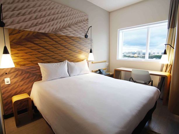 Imagen de la habitación del Hotel Ibis Osasco. Foto 1