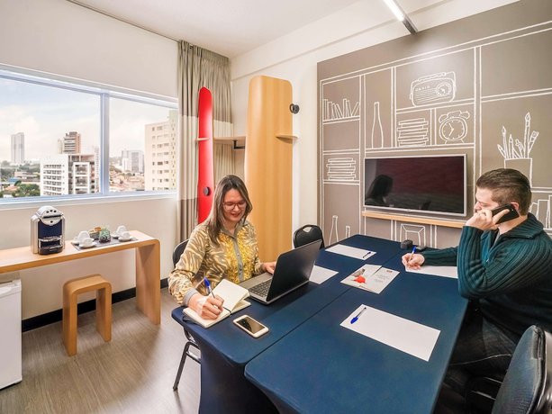 Imagen de la habitación del Hotel Ibis Osasco. Foto 9