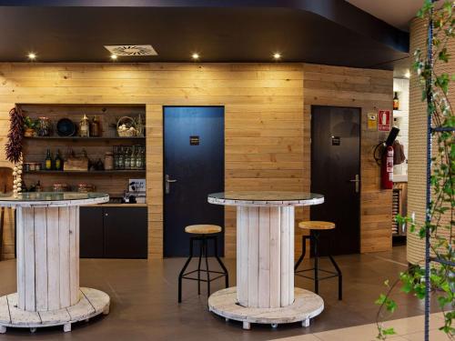 Imagen de los interiores del Hotel Ibis Oviedo. Foto 18