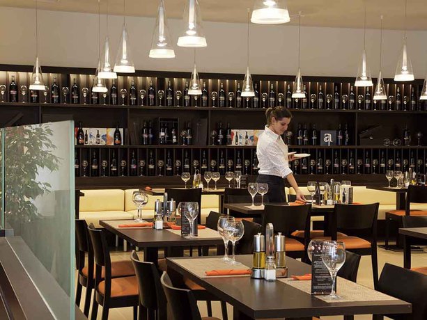 Imagen general del Hotel Ibis Oviedo. Foto 8