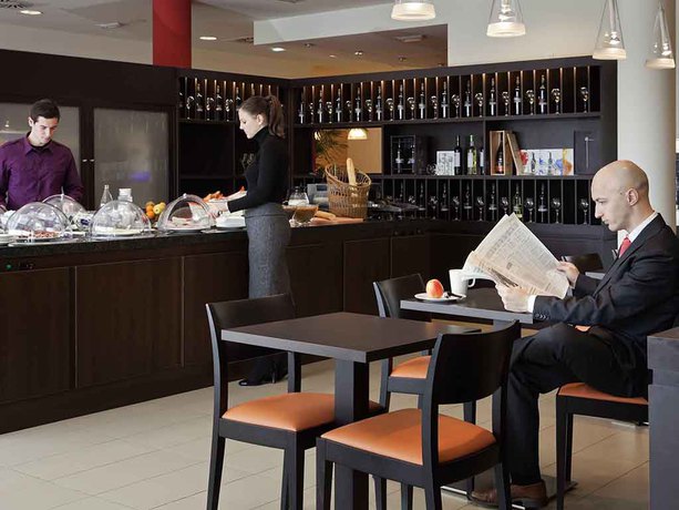 Imagen general del Hotel Ibis Oviedo. Foto 9