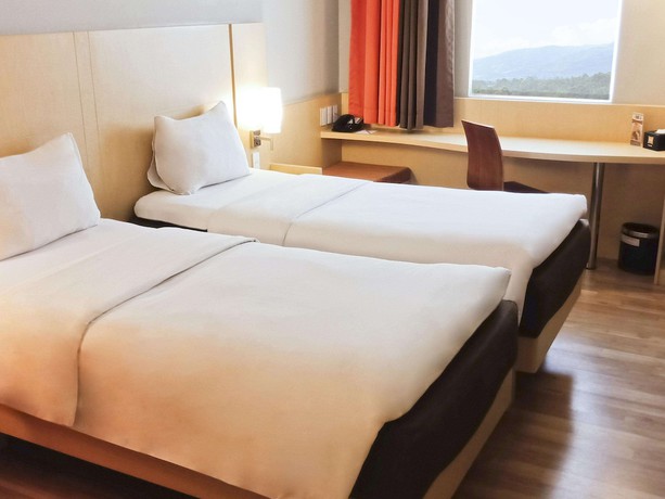 Imagen de la habitación del Hotel Ibis Padang. Foto 13