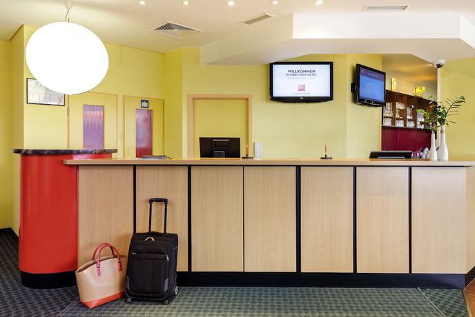 Imagen de los interiores del Hotel Ibis Paderborn City. Foto 19