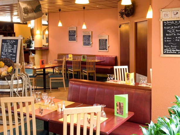 Imagen del bar/restaurante del Hotel Ibis Paris Alésia Montparnasse 14éme. Foto 4